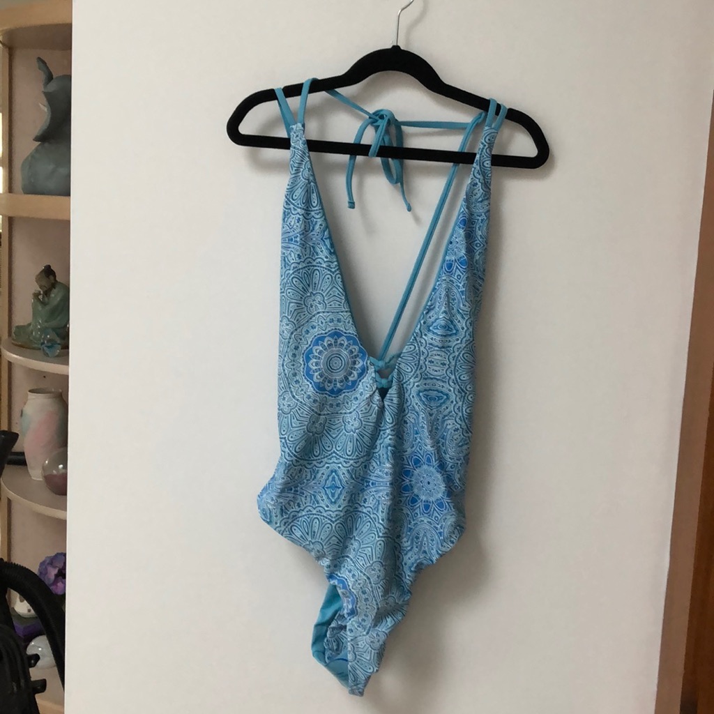 B.Swim Koloa Medallion Lush 1 Piece Swimsuit,M,Nwt